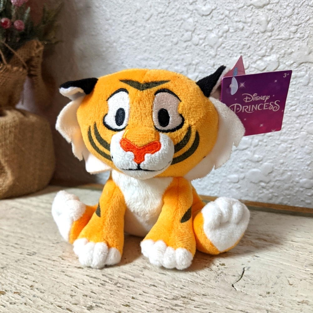 Aladdin Raja plush